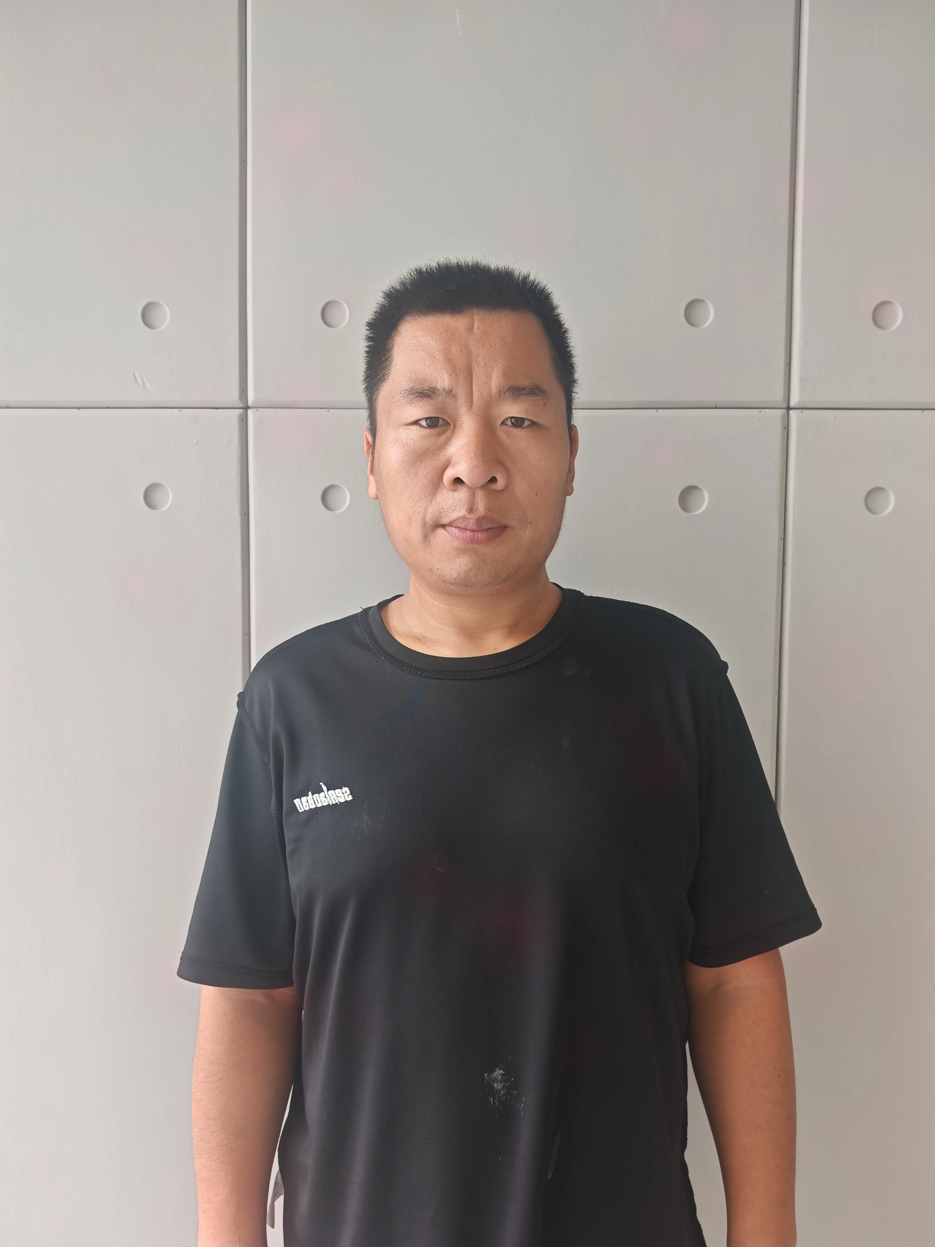 闫少生活照
