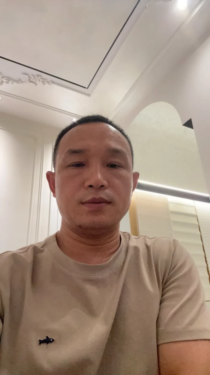 陈奕兵生活照