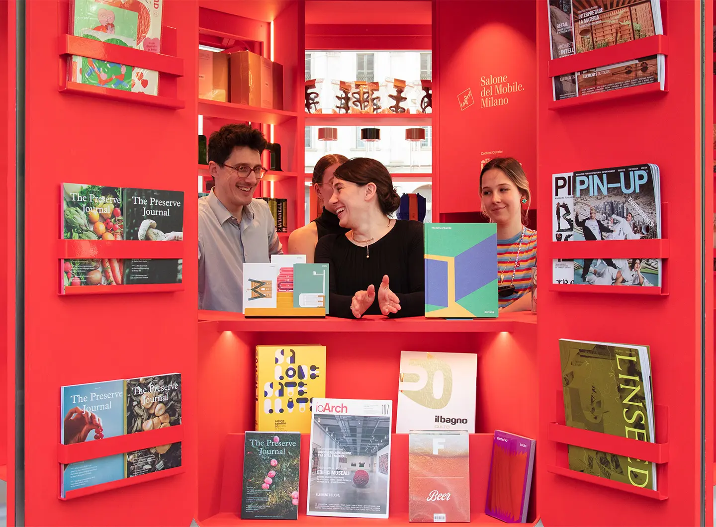 Design Kiosk 内部书刊与设计物件陈列，Corraini Edizioni 精选