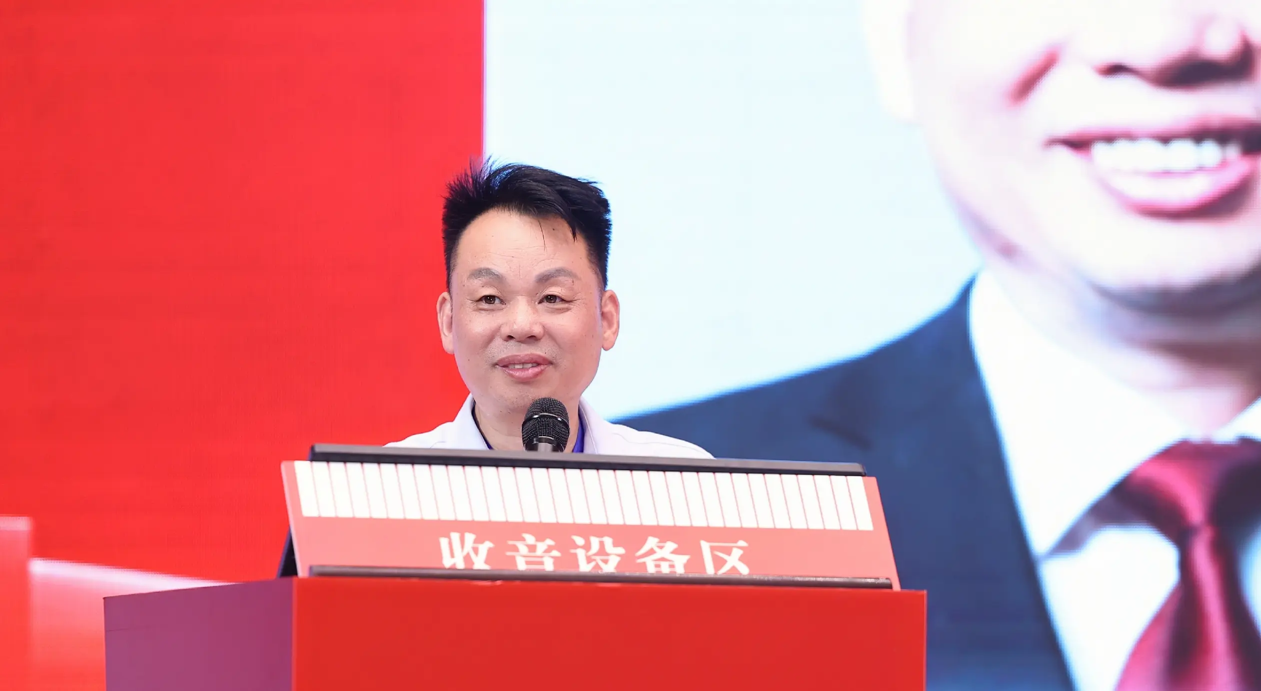 [2026华东艺术涂装高质量发展论坛在杭州滨江开元名都大酒店开幕，2026年8月25日，浙江省杭州市滨江区，华东艺术涂装网]