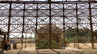 为最贫穷者设计：建筑师 Yasmeen Lari 的零碳之路