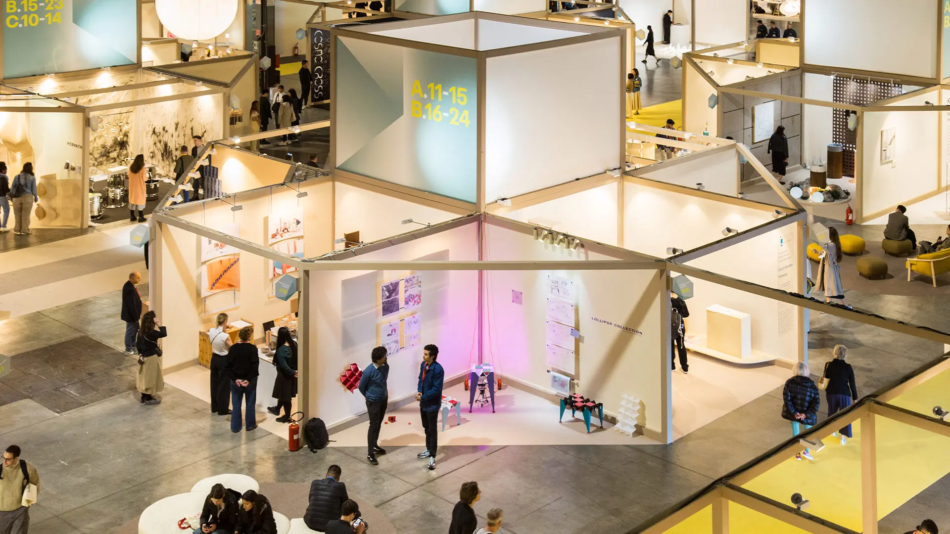 2024 年 SaloneSatellite 25 周年展场现场照片
