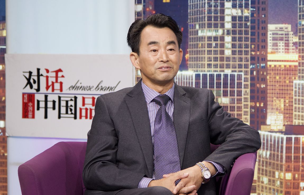 汪静涛，八十年代进入建筑油漆行业