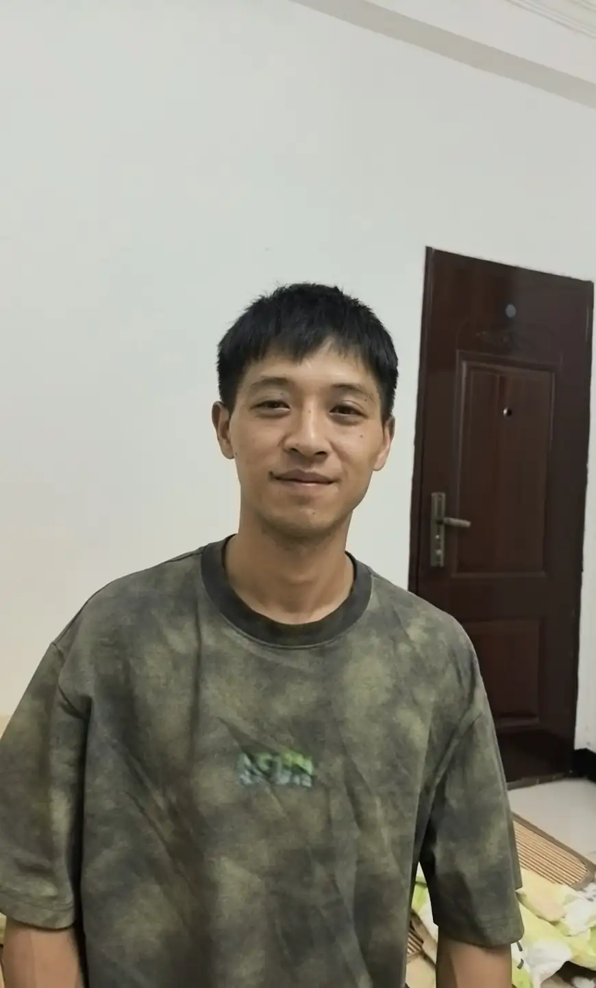 余重阳生活照