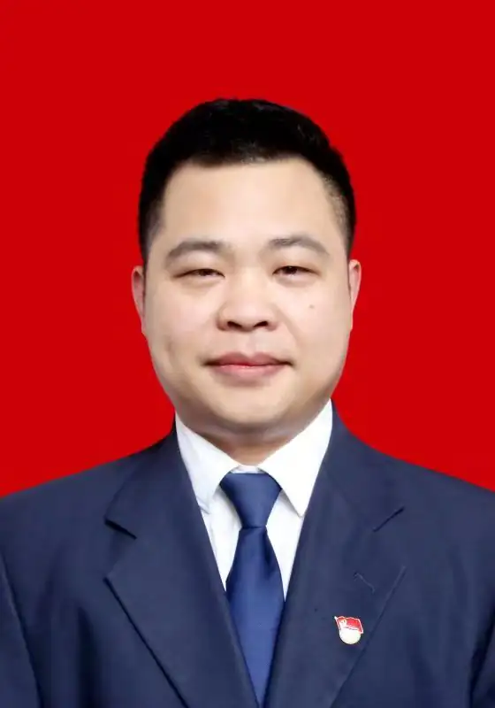 倪建伟生活照